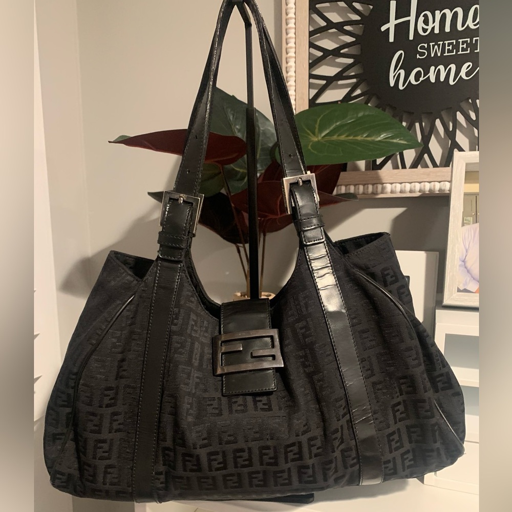 ✨ AUTHENTIC FENDI B BUCKLE TOTE – BLACK ZUCCA CANVAS ✨